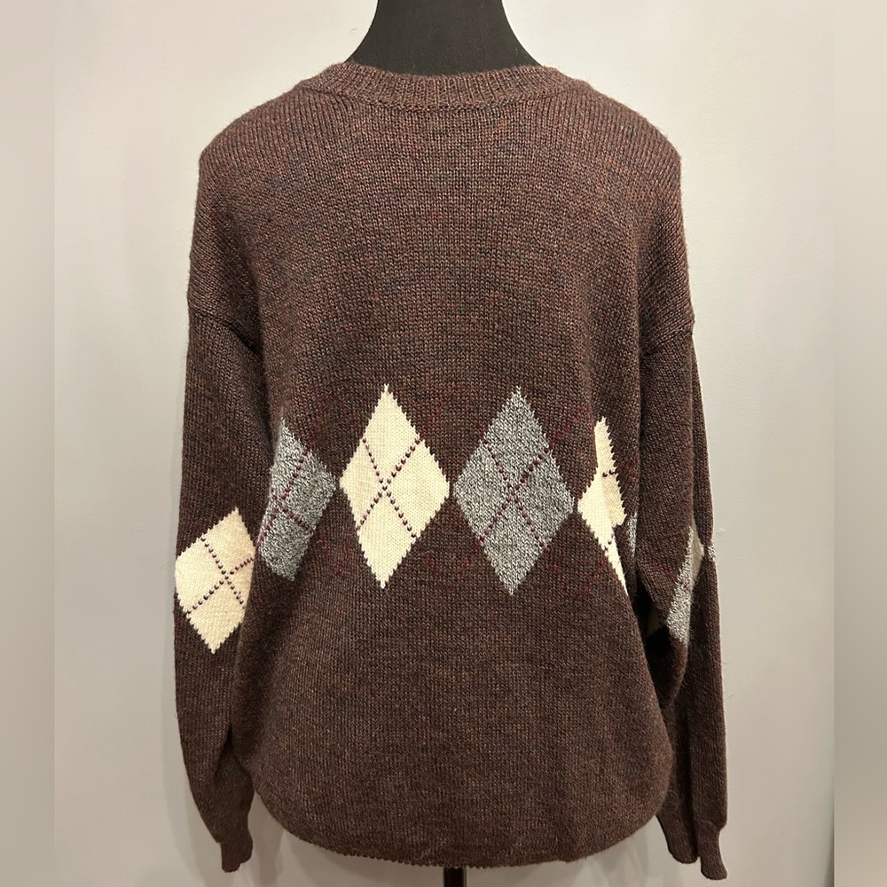 Men’s Mercuries Argyle Sweater, size L
